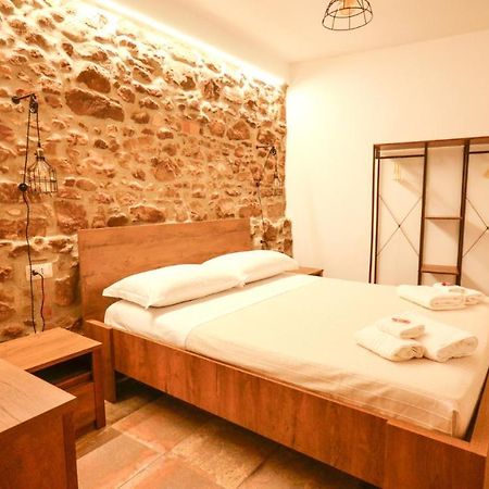 Al Vico Primo - Boutique Apartment Pietrapertosa Luaran gambar