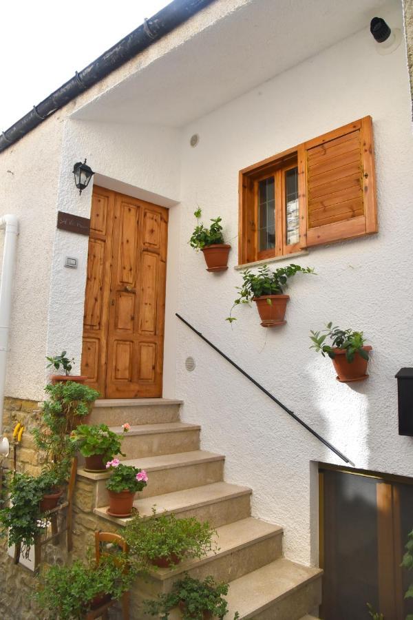 Al Vico Primo - Boutique Apartment Pietrapertosa Luaran gambar